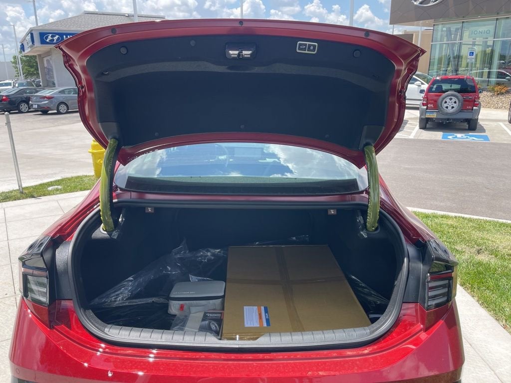 2025 Hyundai Sonata Hybrid Limited