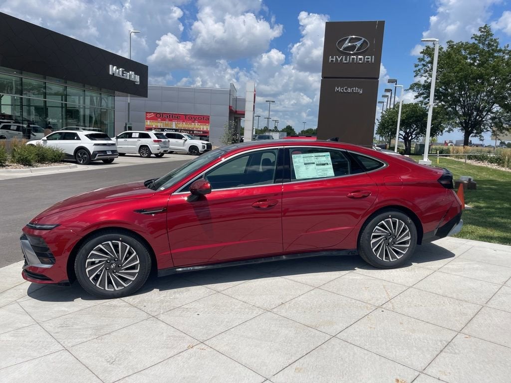 2025 Hyundai Sonata Hybrid Limited