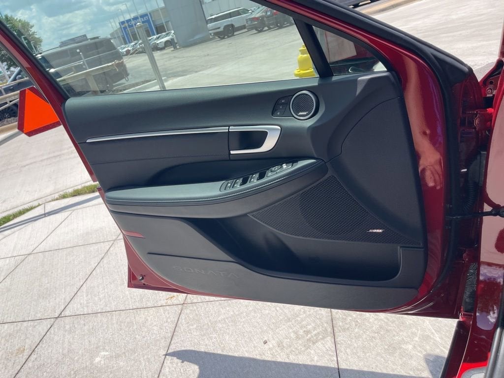 2025 Hyundai Sonata Hybrid Limited