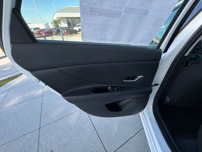 2026 Hyundai Elantra SE