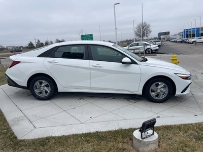 2026 Hyundai Elantra SE