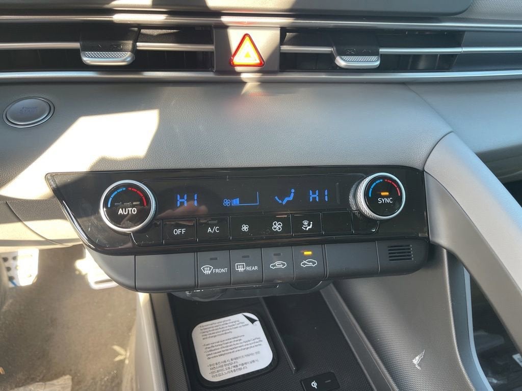 2026 Hyundai Elantra SEL Sport