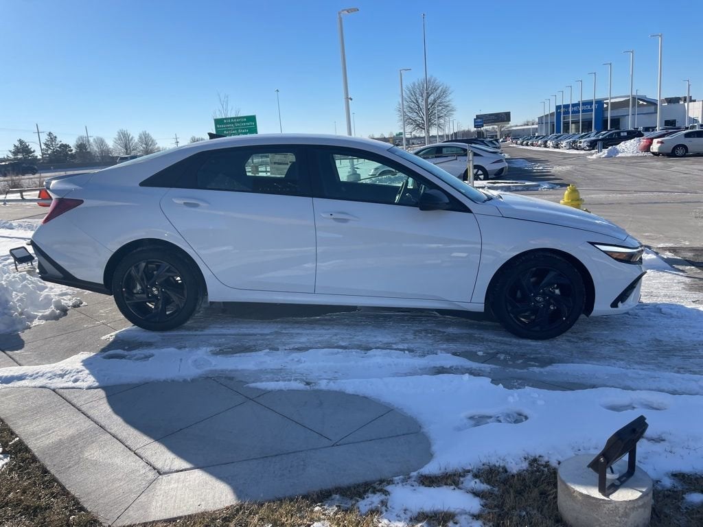 2026 Hyundai Elantra SEL Sport