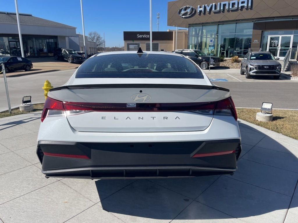 2026 Hyundai Elantra SEL Sport