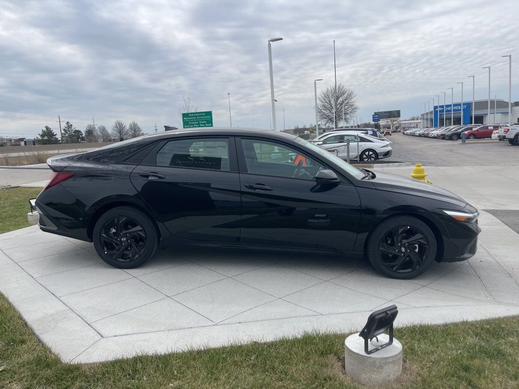 2026 Hyundai Elantra SEL Sport