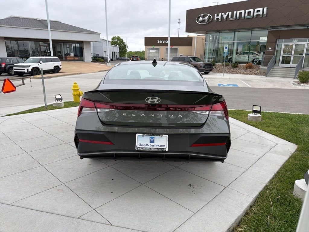 2026 Hyundai Elantra SEL Sport