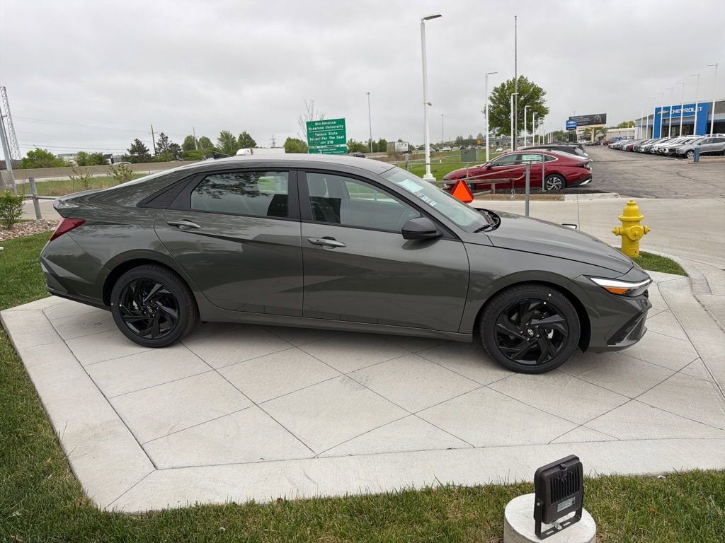 2026 Hyundai Elantra SEL Sport