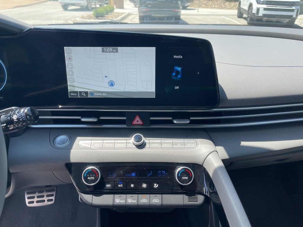 2025 Hyundai Elantra Hybrid SEL Sport