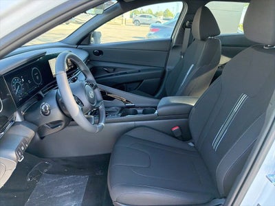 2025 Hyundai Elantra Hybrid SEL Sport