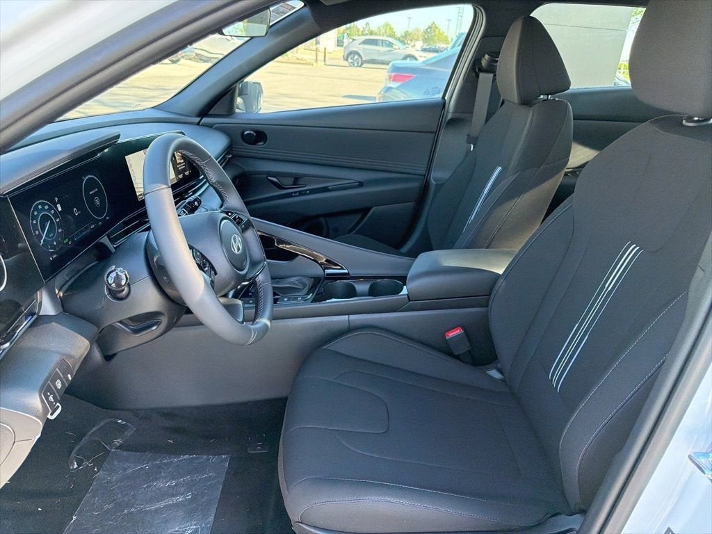 2025 Hyundai Elantra Hybrid SEL Sport