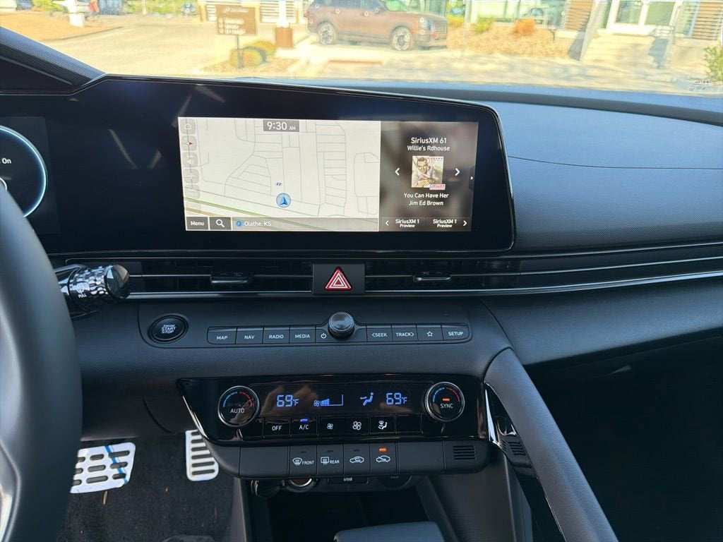 2025 Hyundai Elantra Hybrid SEL Sport