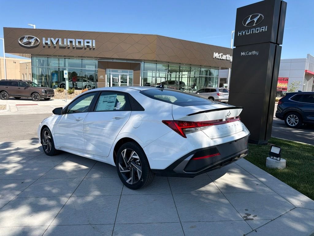 2025 Hyundai Elantra Hybrid SEL Sport