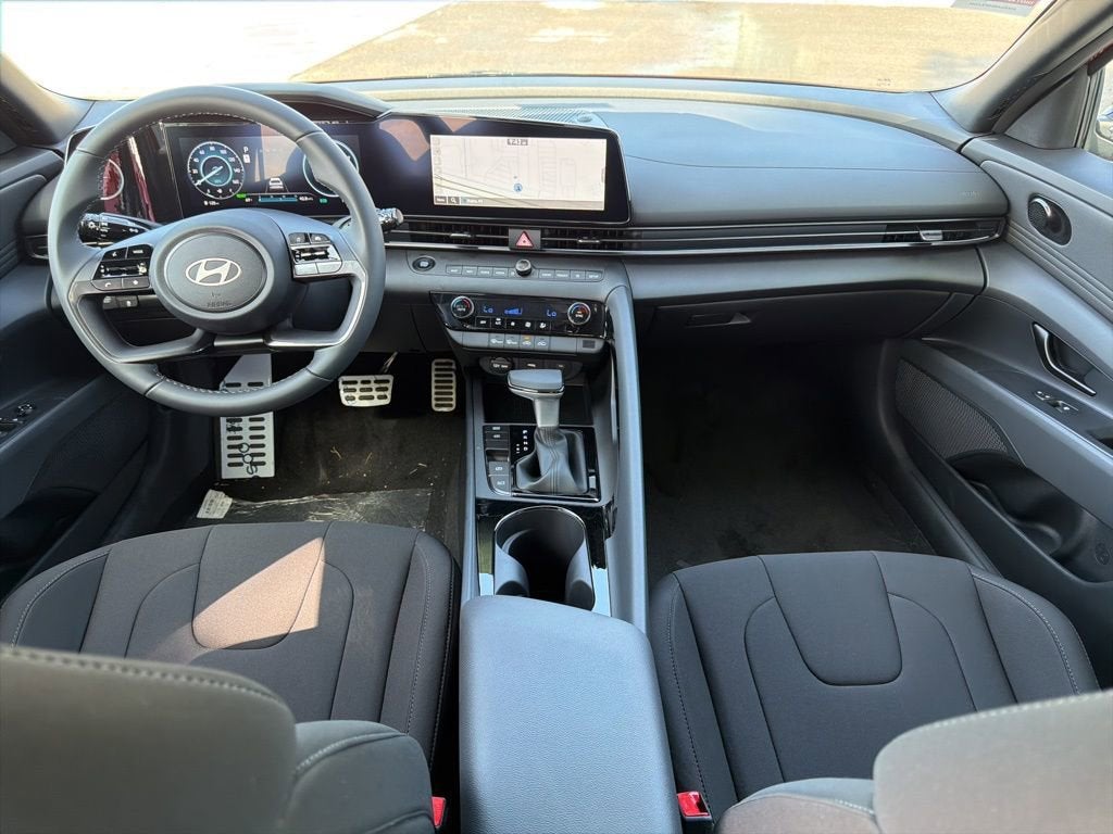 2025 Hyundai Elantra Hybrid SEL Sport