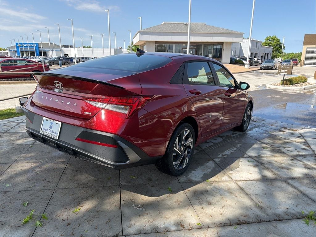 2025 Hyundai Elantra Hybrid SEL Sport