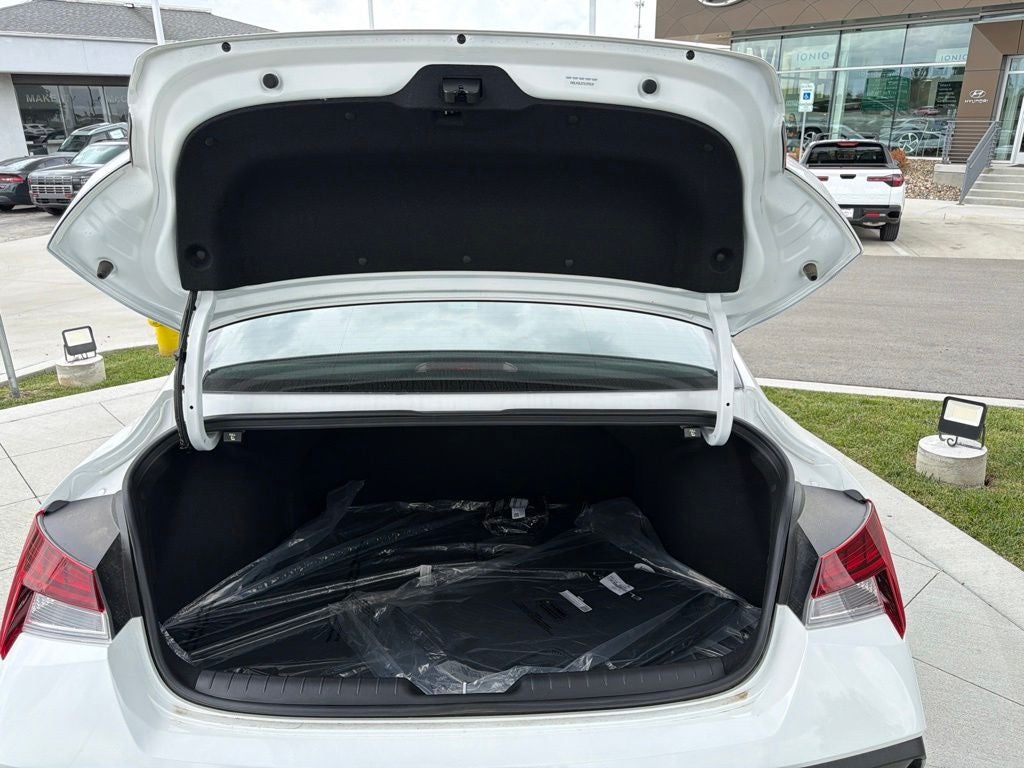 2026 Hyundai Elantra Hybrid SEL Sport