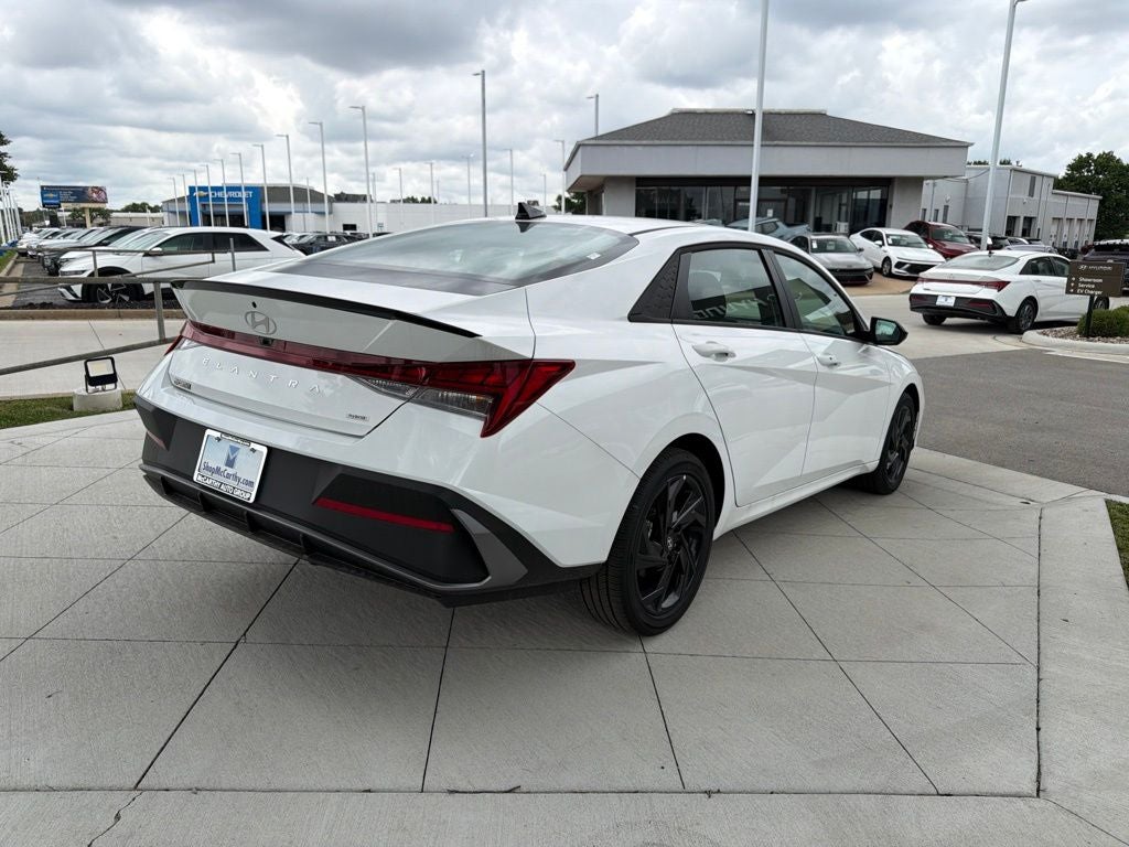 2026 Hyundai Elantra Hybrid SEL Sport