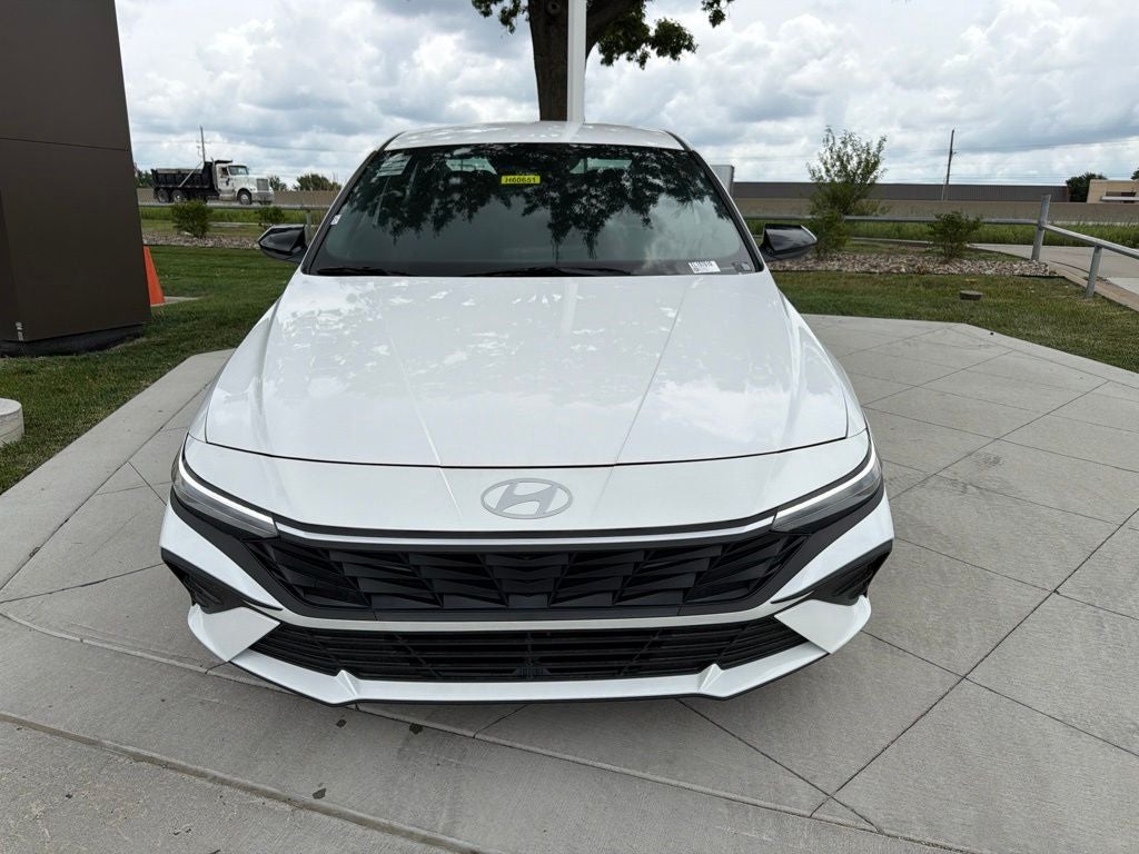 2026 Hyundai Elantra Hybrid SEL Sport