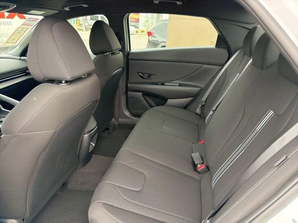 2026 Hyundai Elantra Hybrid SEL Sport