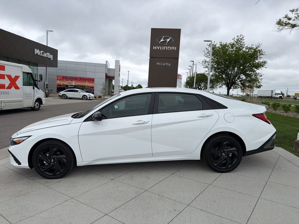 2026 Hyundai Elantra Hybrid SEL Sport