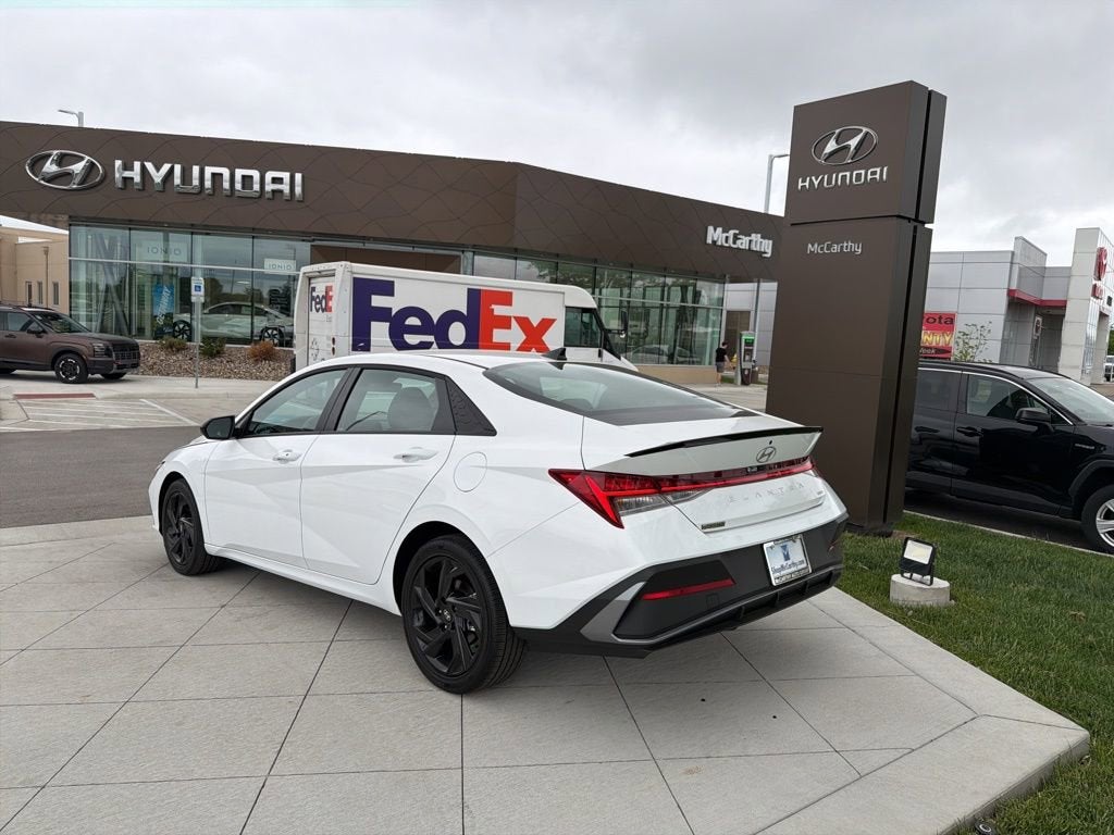 2026 Hyundai Elantra Hybrid SEL Sport