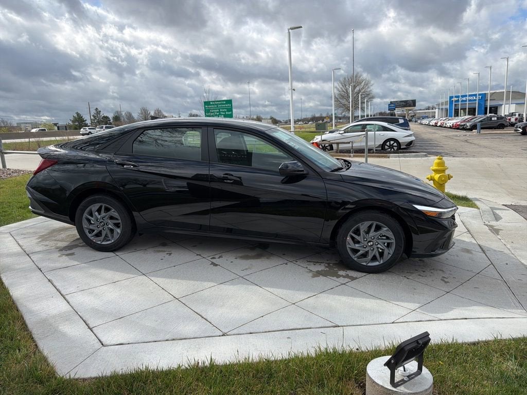 2026 Hyundai Elantra Hybrid Blue
