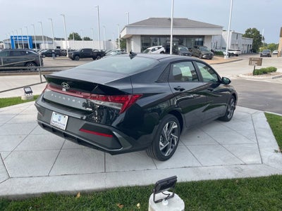 2025 Hyundai Elantra Hybrid SEL Sport