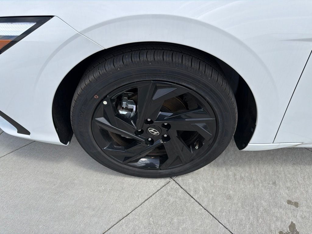 2026 Hyundai Elantra Hybrid SEL Sport