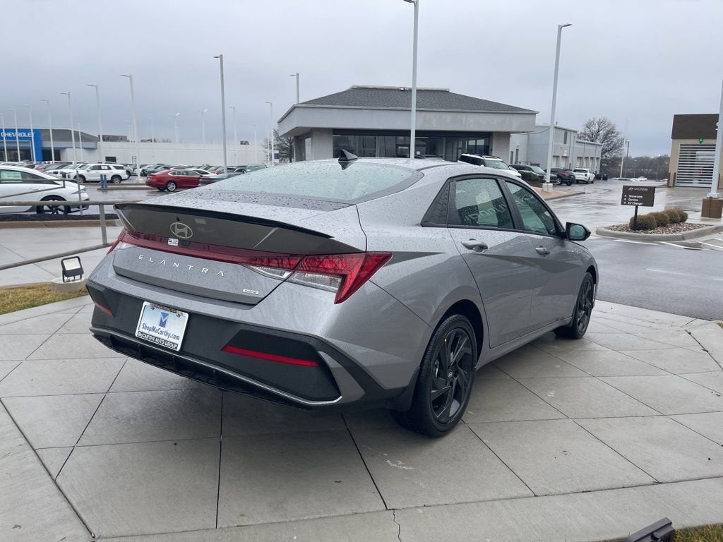 2026 Hyundai Elantra Hybrid SEL Sport