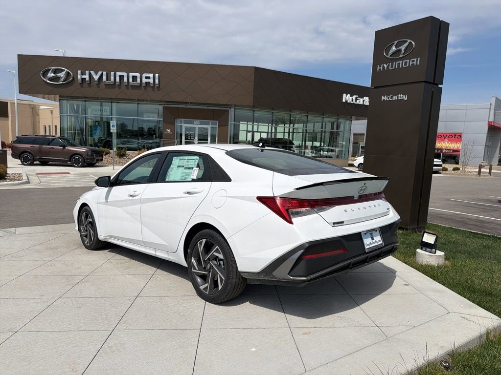 2025 Hyundai Elantra Hybrid SEL Sport