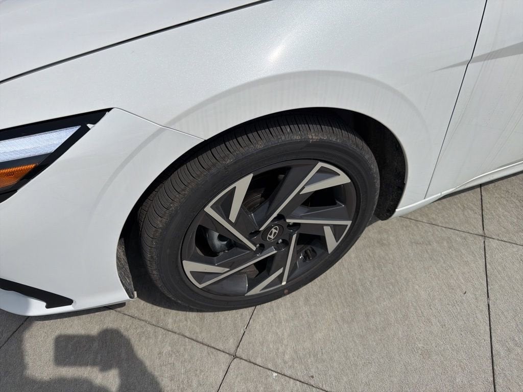 2025 Hyundai Elantra Hybrid SEL Sport