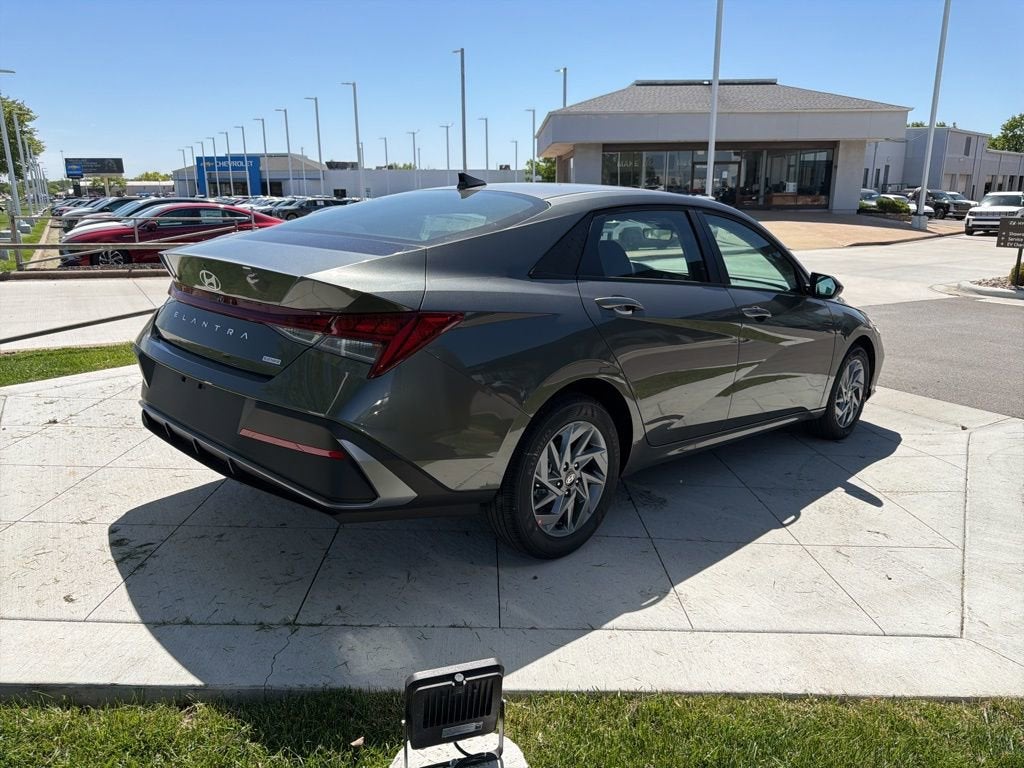 2026 Hyundai Elantra Hybrid Blue