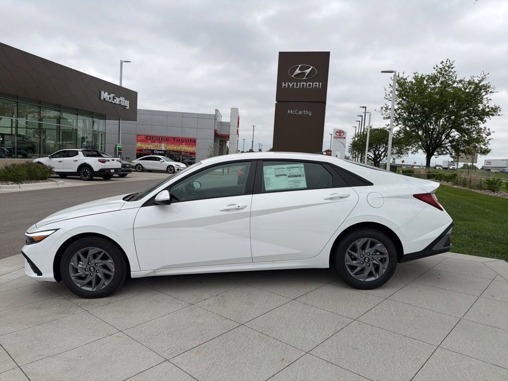 2026 Hyundai Elantra Hybrid Blue