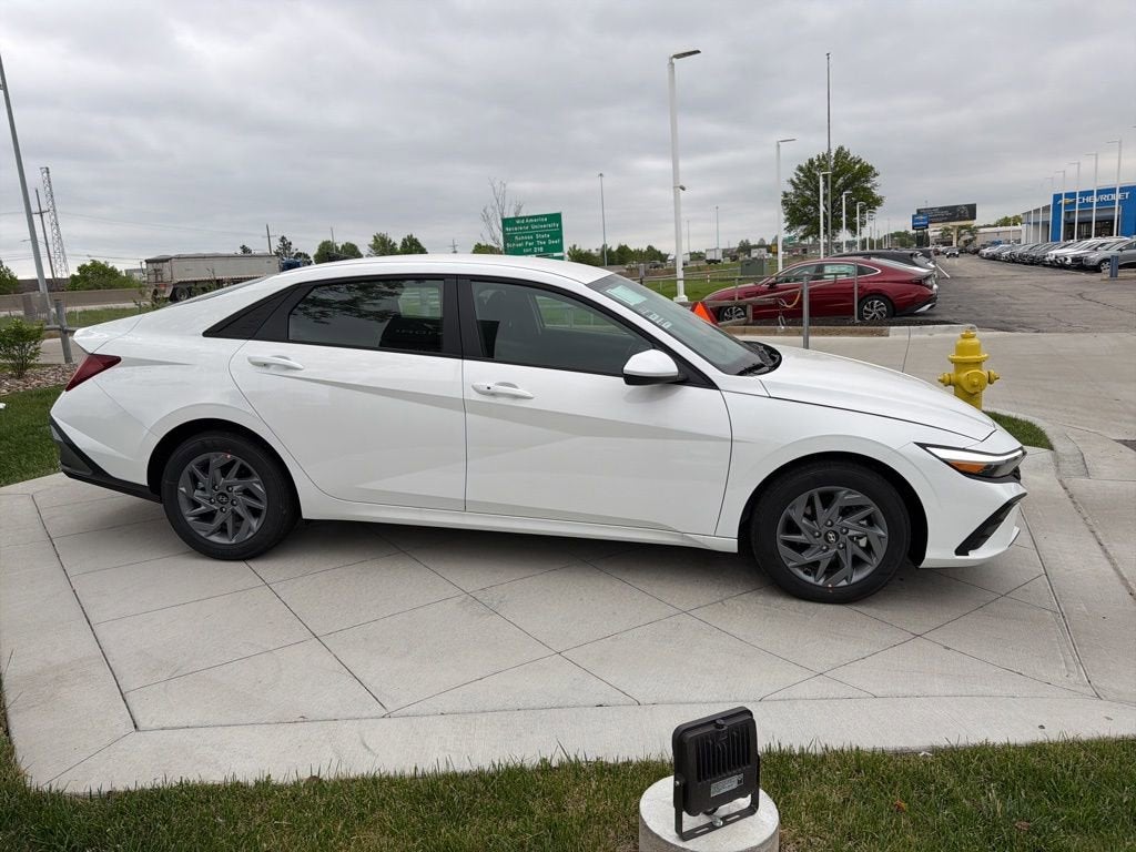 2026 Hyundai Elantra Hybrid Blue