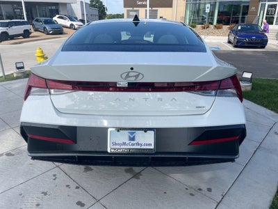 2025 Hyundai Elantra Hybrid Limited