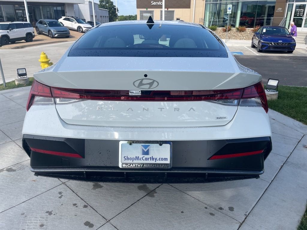 2025 Hyundai Elantra Hybrid Limited