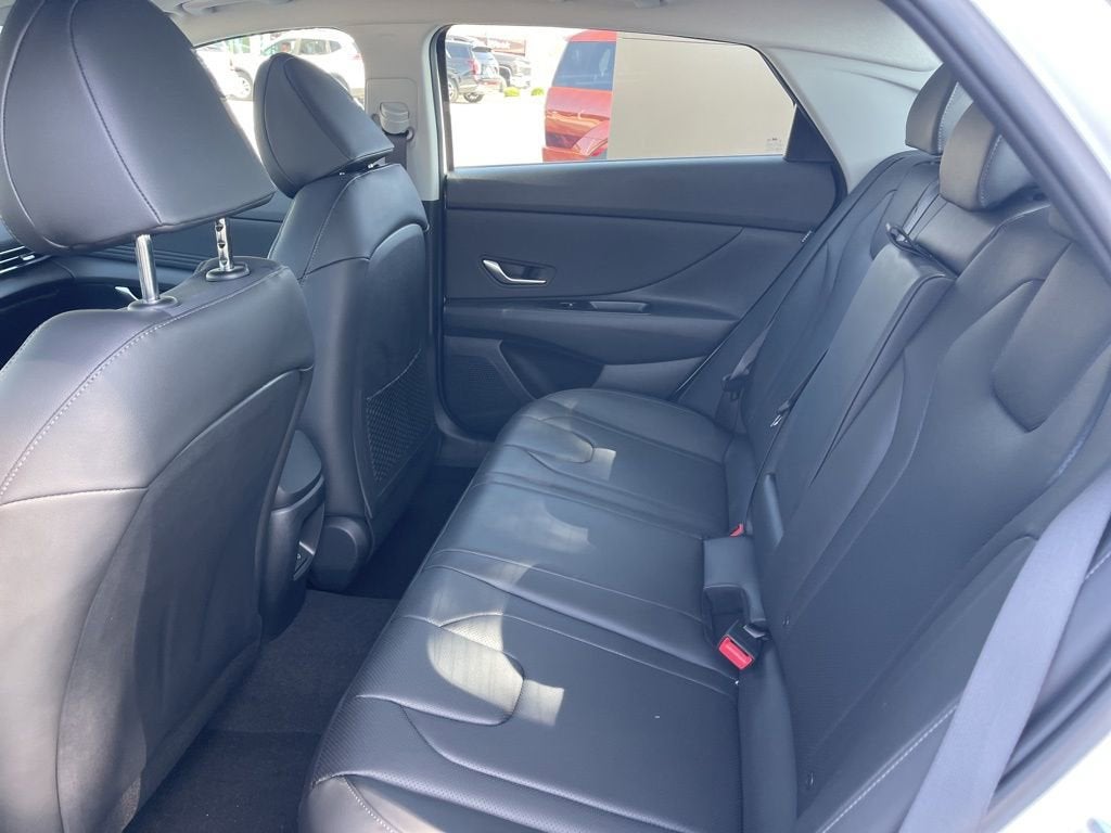 2025 Hyundai Elantra Hybrid Limited