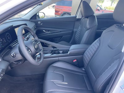 2025 Hyundai Elantra Hybrid Limited