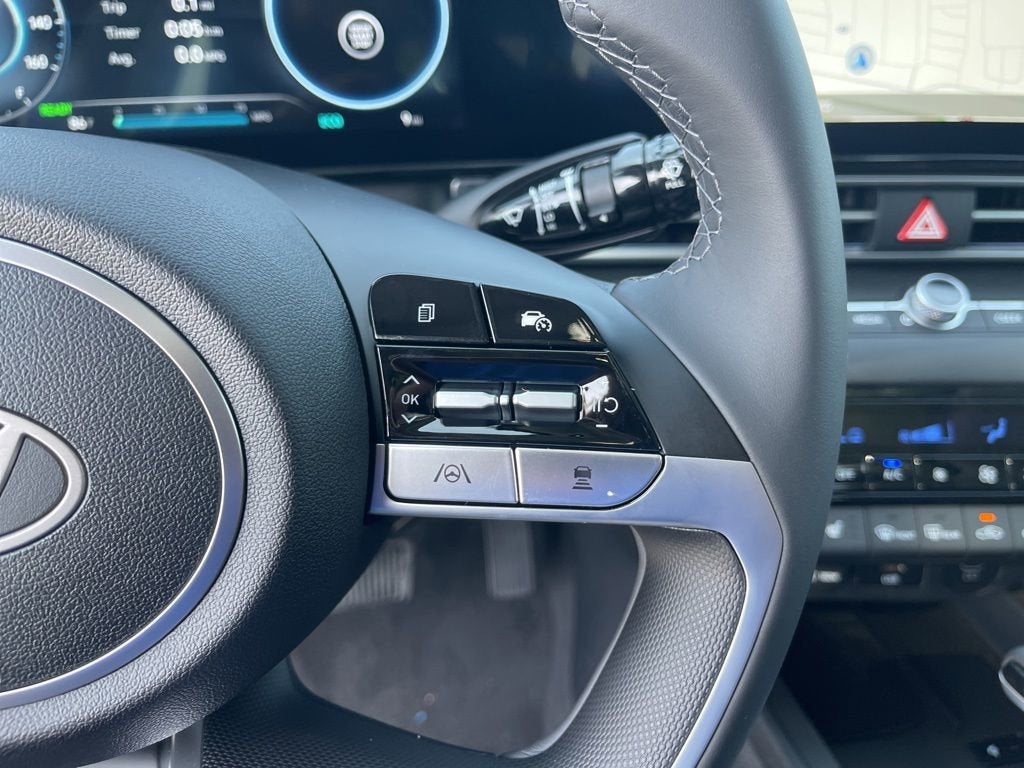 2025 Hyundai Elantra Hybrid Limited