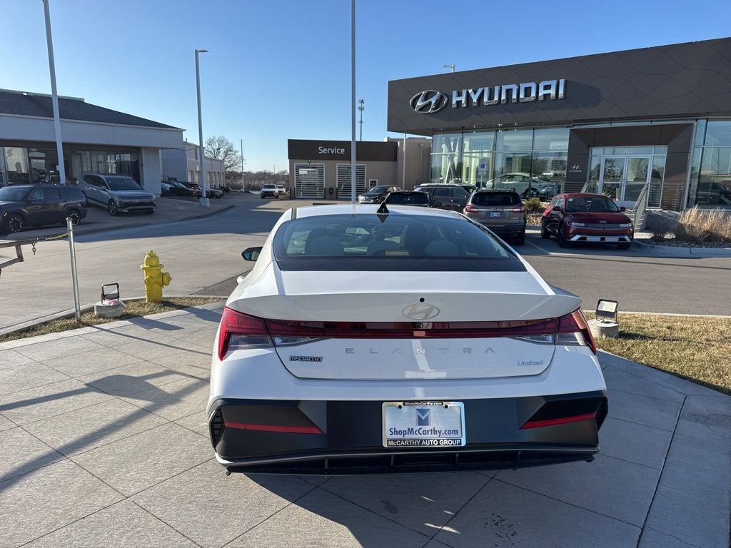 2025 Hyundai Elantra Limited