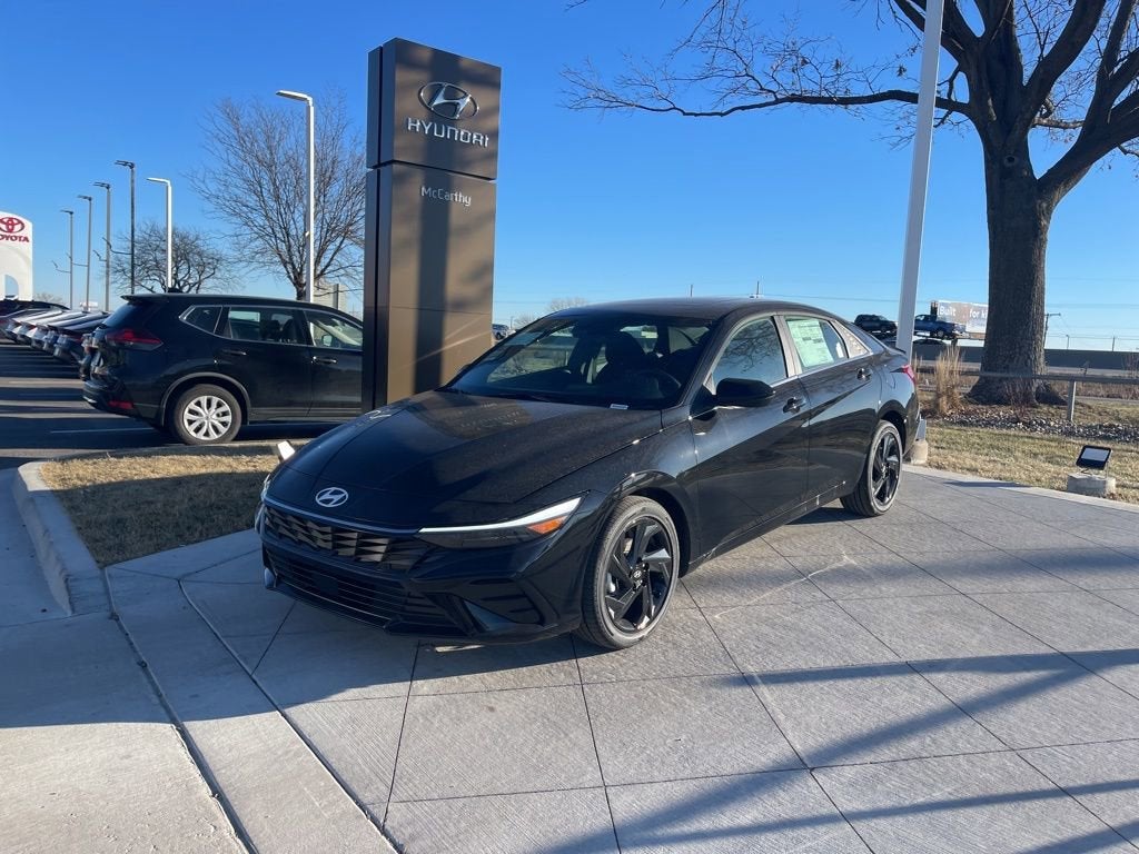 2026 Hyundai Elantra SEL Sport Premium