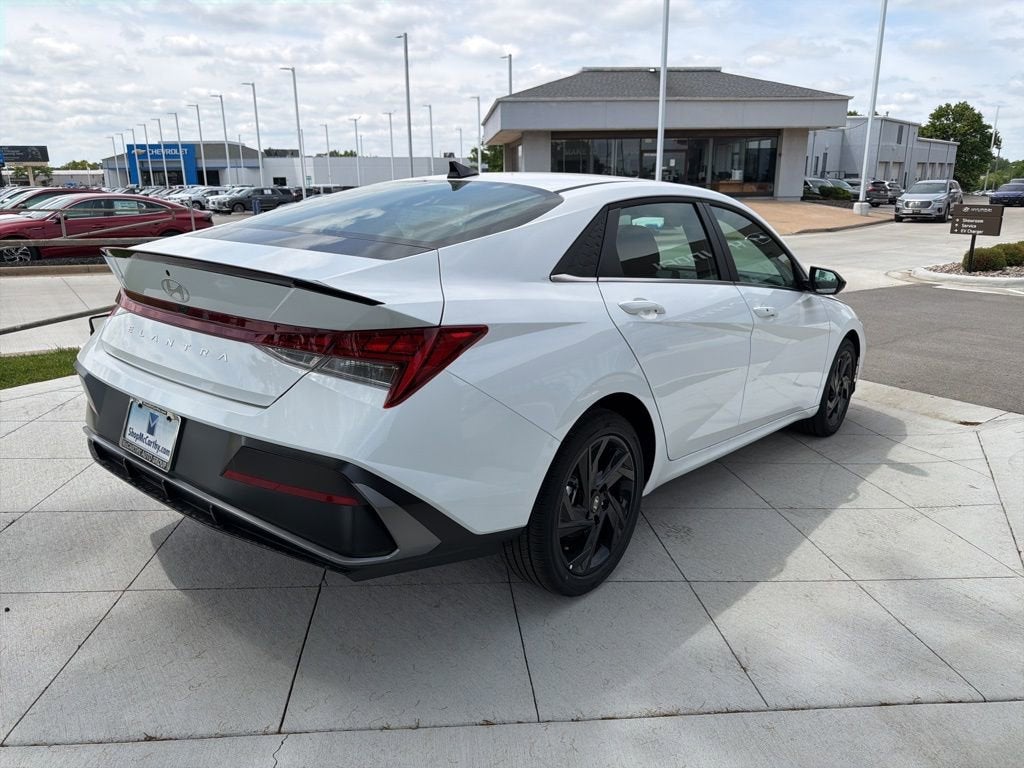 2026 Hyundai Elantra SEL Sport Premium