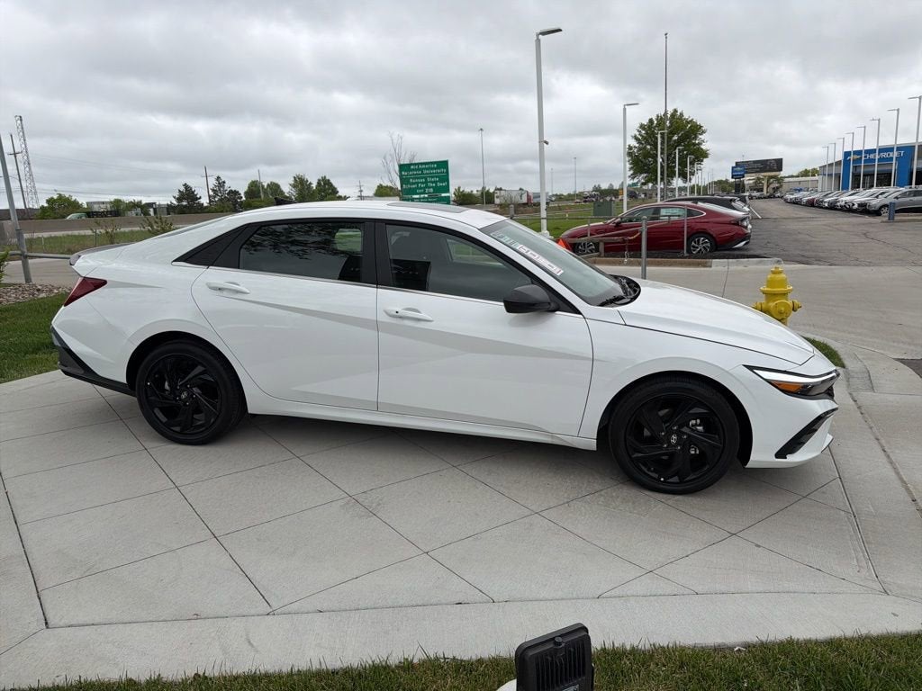 2026 Hyundai Elantra SEL Sport Premium