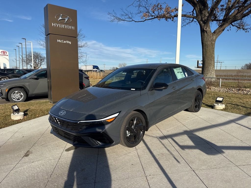 2026 Hyundai Elantra SEL Sport Premium