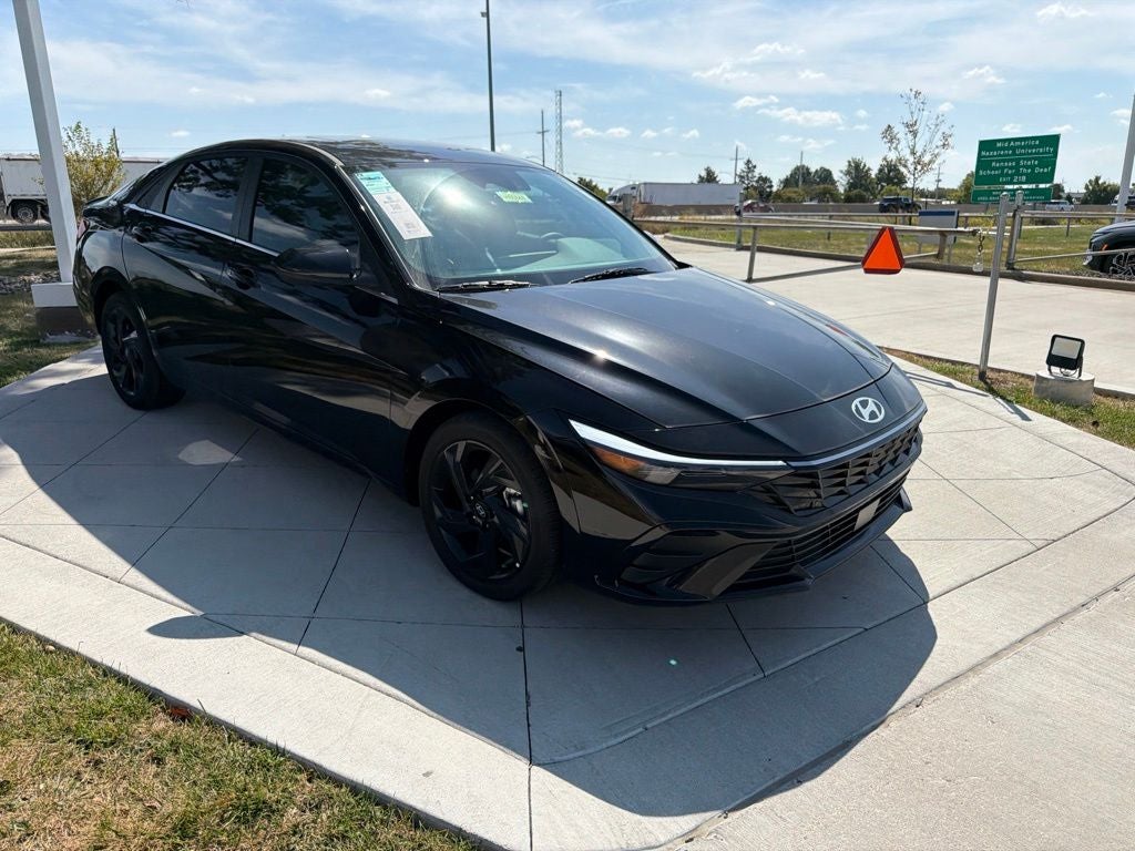 2026 Hyundai Elantra SEL Sport