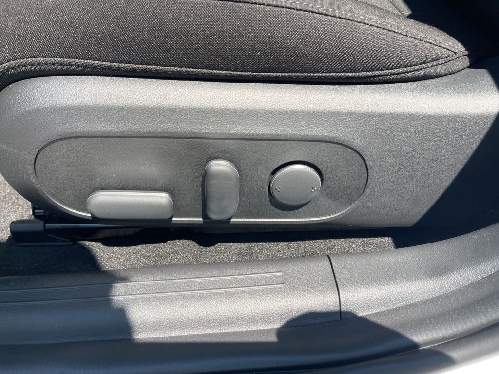 2025 Hyundai IONIQ 6 SE