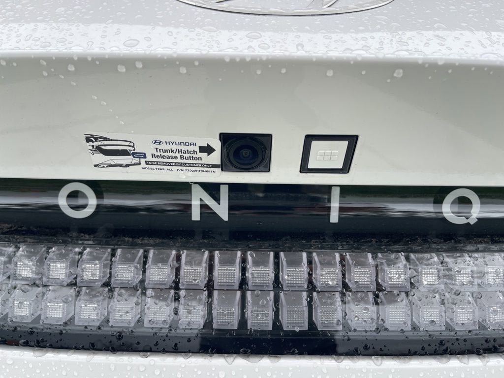 2025 Hyundai IONIQ 6 SE