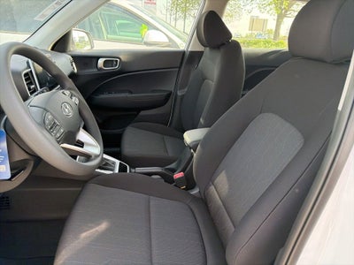 2026 Hyundai Venue SE