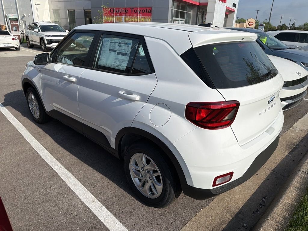 2026 Hyundai Venue SE