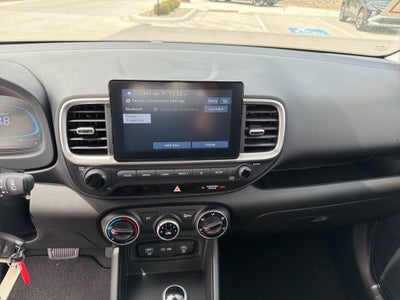 2026 Hyundai Venue SE