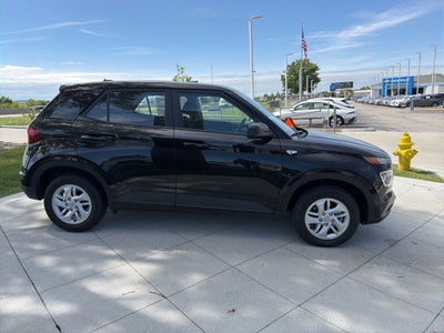 2026 Hyundai Venue SE